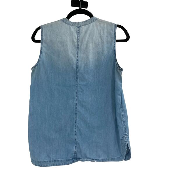 J. Crew Chambray Ombré Sleeveless 1/2 Button Pop Over Coastal Casual 6 - Picture 2 of 9